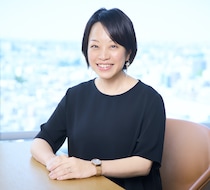 ヨーロッパと連携して日本人の舌に合うワインを作る。10歳・6歳の子どもを育てるママ会社員の働き方