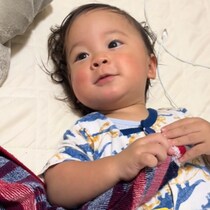すごすぎ、1歳半でこんな歌えないよ！！！ 天使の歌声による「きらきらぼし」聖なる夜に心を浄化してください