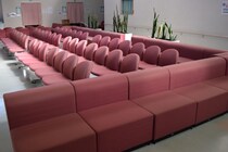 混み合う病院の待合室でグズり始めてしまった娘。するとおばあさんやお兄さんが次々に…… #「ありがとう」を伝えたい