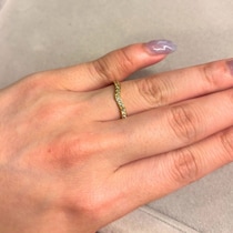 結婚指輪を華やかに格上げ！「galleryC jewelry shop & green tea cafe」のエタニティリング4選