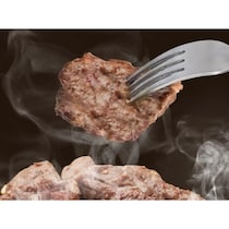 【ステーキ食べ放題】噛むほど肉の旨味がジュワッ～！寿司やローストビーフ、クレープも好きなだけ！