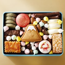 かわいい！新年のご挨拶に【ホテルニューオータニ】の午年・初日の出・富士山モチーフ「お年賀クッキー缶」