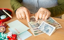 お札と硬貨の「表と裏」どっちがどっちかわかる？【お年玉をあげるときのマナー】