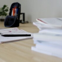 親泣かせ… 増えすぎる塾のプリントやテキストの管理、どうすればいい？｜中学受験塾のトリセツ#04