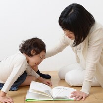 わが子に本を読ませたい！ 読書好きの子に育てる2つの方法