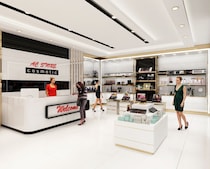 もしや万引き発生!?　デパートでお客様呼び出しの館内放送に隠された意味とは