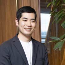 学資保険よりも高い柔軟性＆高リターン可能性で教育費の不安を減らす！「子どものために諦めたくない、備えたい」開発したパパ社員の思い