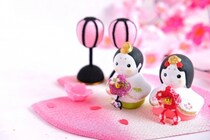 ひな祭りのひし餅、一番上は何色？ 並び順に秘められた意味も解説！