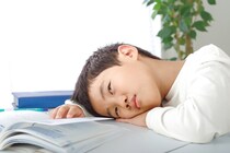 「これって個性？」不安に揺れる保護者へ。増え続ける“発達のつまずき”と向き合うヒントを、人気児童精神科医が解説