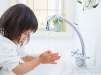 ほめるのは叱るのと同じ!? 自己肯定感を育てる子どもを「認める」言葉｜天野ひかりさんインタビュー【前編】