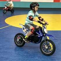 ジメジメ雨でも、カンカン照りの猛暑でも困らない！ 小学生が全力で遊べる室内スポット4選