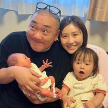 西野未姫さん第二子出産「あと1時間以内」から急展開…「もう出てますよ」⁉ 夫・山本圭壱さん「本当にいい出産でした」