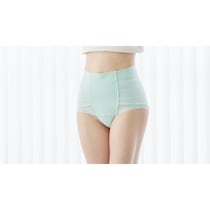 「暑いから骨盤ケア無理」という気持ち、4割の女性が同じだった。夏専用メッシュ骨盤ショーツで続けられるかも
