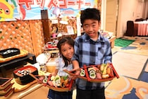 70種バイキングに縁日・ナイトプールも！子どもが飽きない徳島「アオアヲ ナルト リゾート」の夏