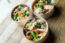 山口もえさんが彩り豊かなお弁当写真を公開「これだけ暑いと食中毒が心配で」と悩みも