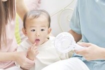 1歳児がハンディファンを舐めてしまい……。爆発の危険も！この夏ハンディファンを使う前に知っておきたいこと／親が知りたい子供の危険