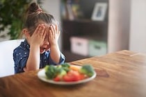野菜食べない2歳児の偏食に困った！意外な5つの克服方法とは【教えて保育士さん】