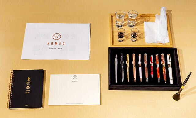 【イベントレポート】銀座 伊東屋で「ROMEO」新製品のチタン製ディップペン体験会