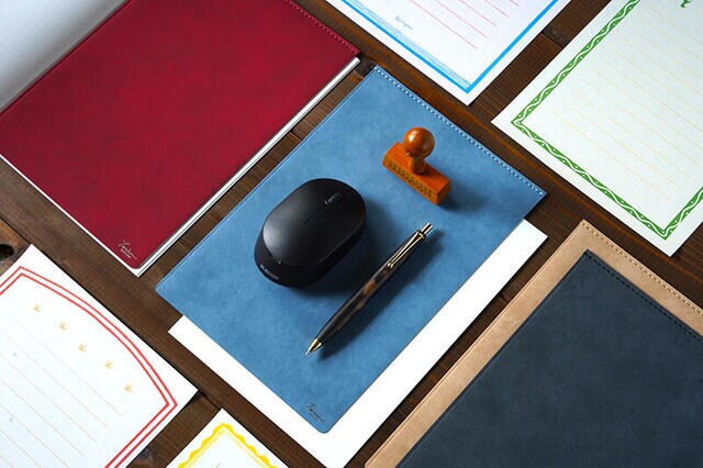 【新製品】“大人のための下敷き”にB5サイズが新登場!