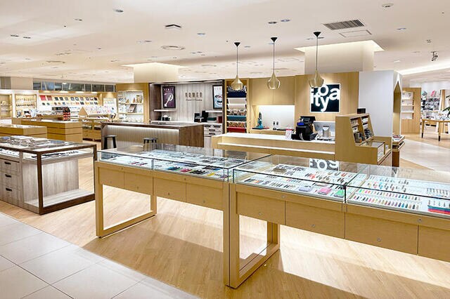 【コノ店注目！】“心豊かな毎日を叶えるアイテム”を揃えた伊東屋 うめだ阪急店