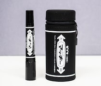 【コレ買いました！】おなじみの「マッキー」がスタンドペンケースに！