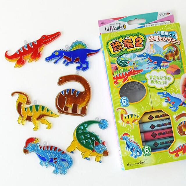 【新製品】背景ジオラマと楽しめる「グラスデコ オーナメントセット」きょうりゅう2