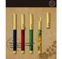 【新製品】真鍮×彩色木軸が織りなす芸術的デザインの万年筆