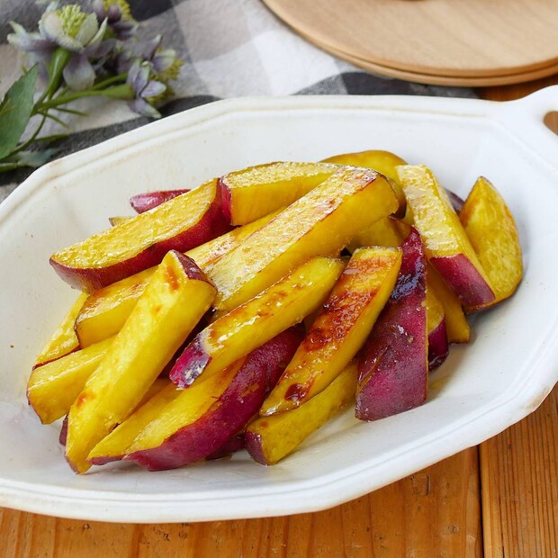 おやつにも♪さつまいもの塩バター炒め