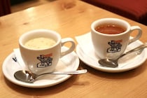 コメダ珈琲店に「スープ」2種がレギュラーメニュー入り！クラムチャウダー＆ミネストローネを飲み比べ