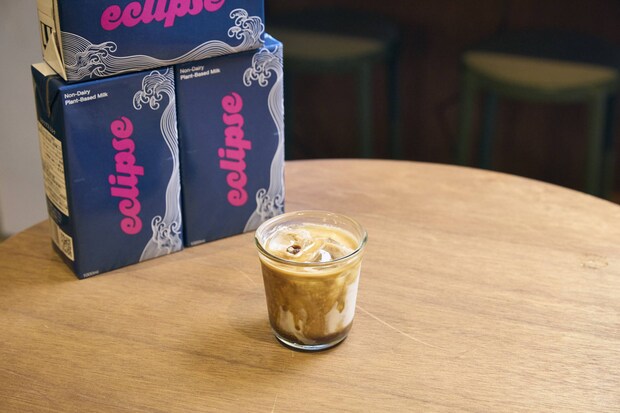 飲みやすさ抜群な「エクリプス ミルク」が日本初上陸。プラントベースミルクの概念が変わる！