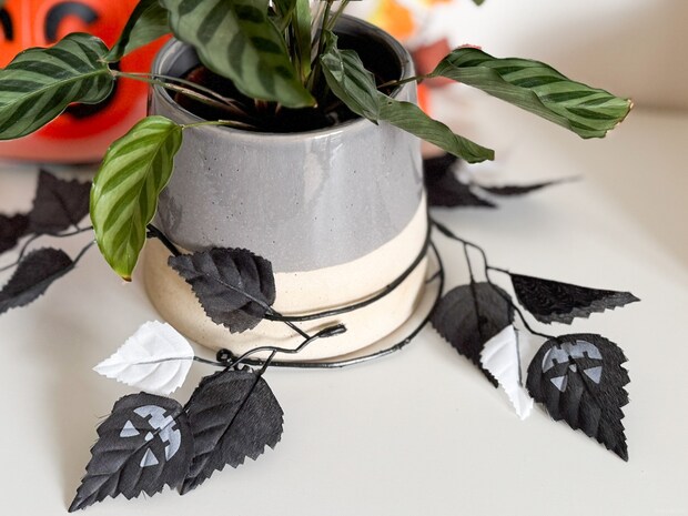 価格：110円（税込）