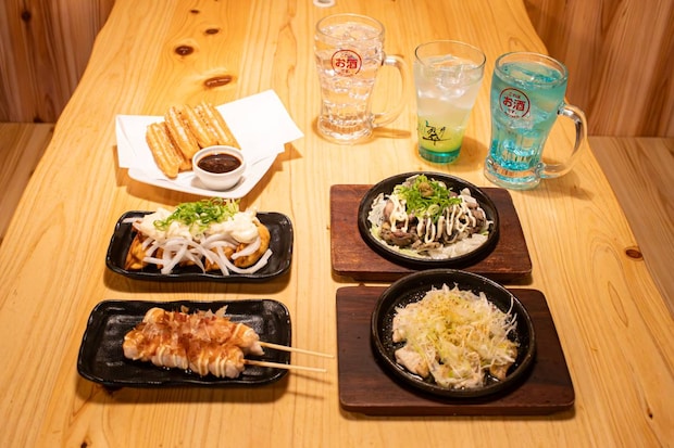 鳥貴族「創業40周年フェア」第2弾メニューを食べ比べ。懐かしの復刻メニューも見逃せない