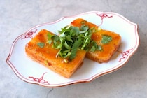 タイの屋台風「エスニックもち」レシピ。余りがちなナンプラーと切り餅で！