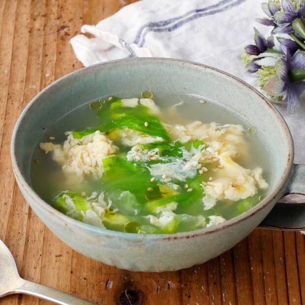 ふんわり卵とレタスのスープ