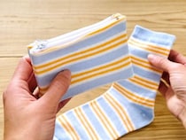 縫わずに貼るだけ！靴下でポーチを作る方法に「10分でできた」「裁縫が苦手でも簡単」