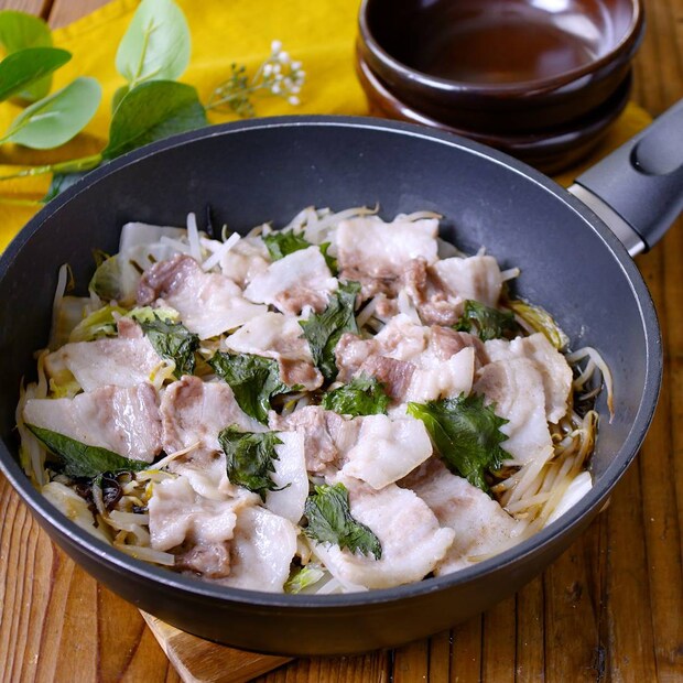 白菜と豚バラの塩昆布蒸し