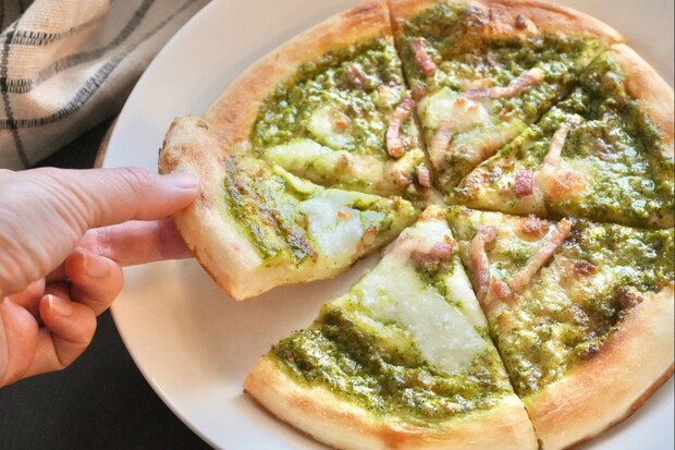 ローソン冷凍ピザの新作は人気イタリアン「ラ・ピッコラ・ターヴォラ」監修！まるでお店の味