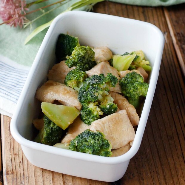 糖質オフ！鶏肉とブロッコリーのガリマヨ炒め【作り置き】