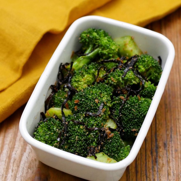 【作り置き】レンジで簡単！ブロッコリーの塩こんぶ和え