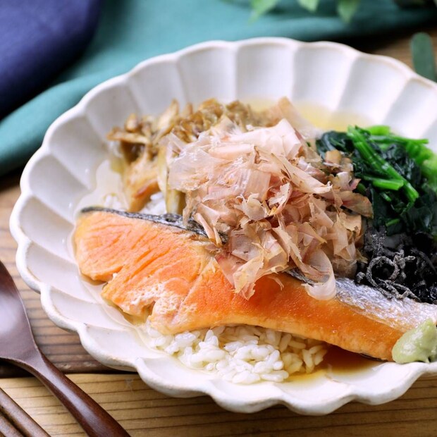 甘鮭の和風だしかけ一汁三菜ボウル