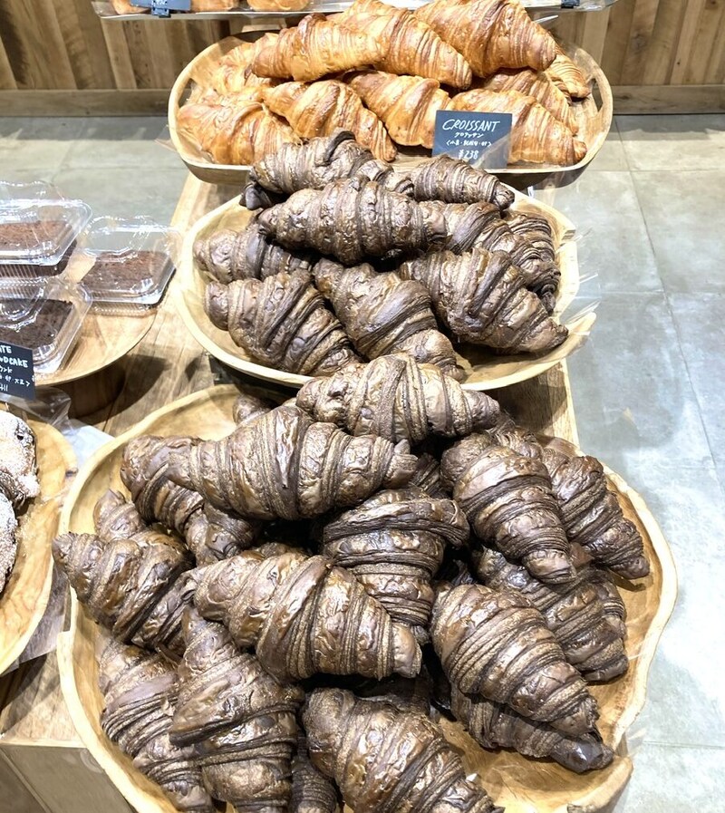 【BOUL’ANGE(ブール アンジュ)新宿4丁目店】にはキュートでPOPなクロワッサンが種類豊富にある!(東京都・新宿区)