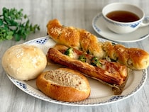 『えっ、これ本当にパン？』驚きの食感も。新作デリ・ブレッドシリーズを実食【横浜ベイシェラトン ホテル＆タワーズ ペストリーショップ「ドーレ」】（神奈川県・横浜市）