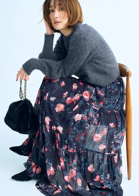 【毎日コーデ】上品なローズ柄のフレアスカートで好かれる人に♡ 【毎日コーデ】上品なローズ柄のフレアスカートで好かれる人に♡