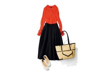 赤カーデ×ドットスカートで一目置かれる上級者プチ盛りコーデ【毎日コーデ】