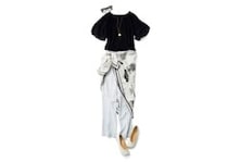 スカーフをプラスしてオシャレ上級者に♡シフォン袖Tシャツ×パンツでつくるカジュアルコーデ【毎日コーデ】