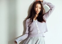 ほのかな色の配分で春のムードを纏う♡洗練された甘さでワンランク上のコーデに
