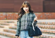 【私服SNAP】ツイードジャケットをどう着こなす？定番ジャケットで一目置かれる大人女子の通勤コーデ