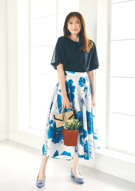 毎日コーデ　宮田聡子　花柄スカート