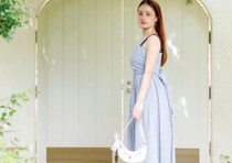 どこか懐かしさを感じるデザインにきゅん♡華奢見え柄別キャミワンピ