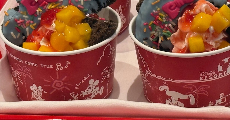 ディズニーのレストラン→おすすめをよく見たら……「以前お会いした事ありますよね?」 “まさかの再会”に「めちゃくちゃ見覚えある」